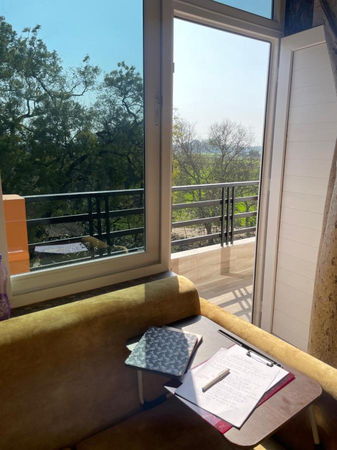 Kaashi Flora - Luxury 3bhk * Varanasi