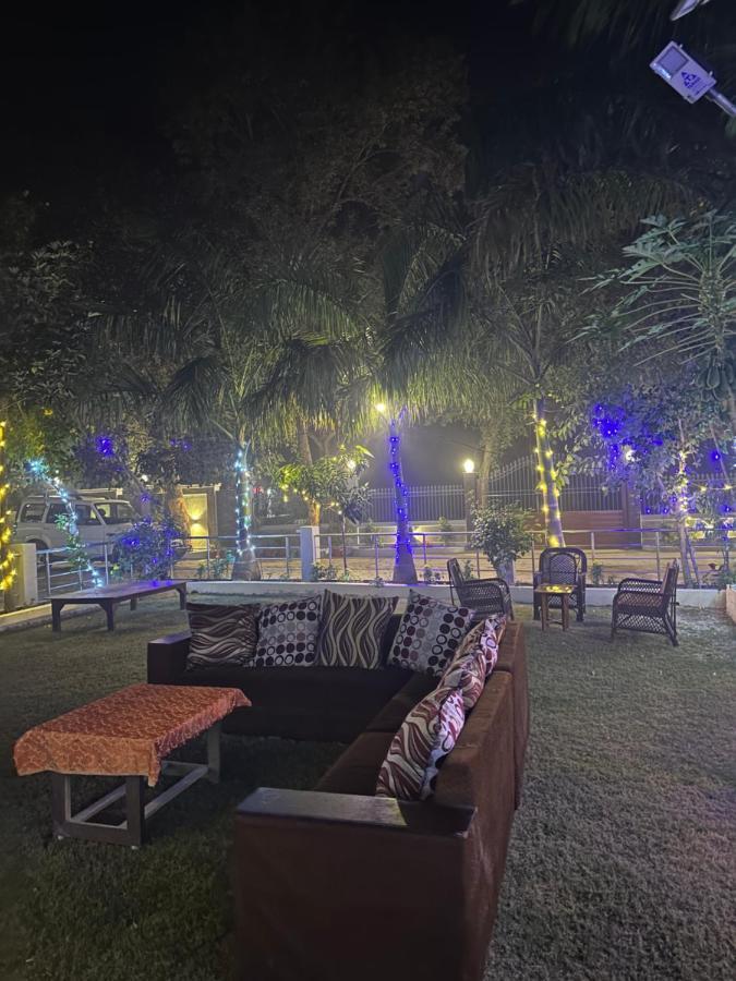 Villa Kaashi Flora - Luxury 3bhk