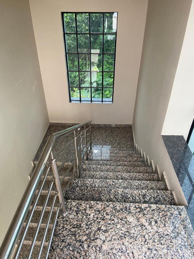 Villa Kaashi Flora - Luxury 3bhk *