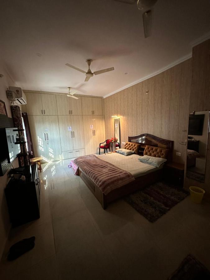 Kaashi Flora - Luxury 3bhk Villa *